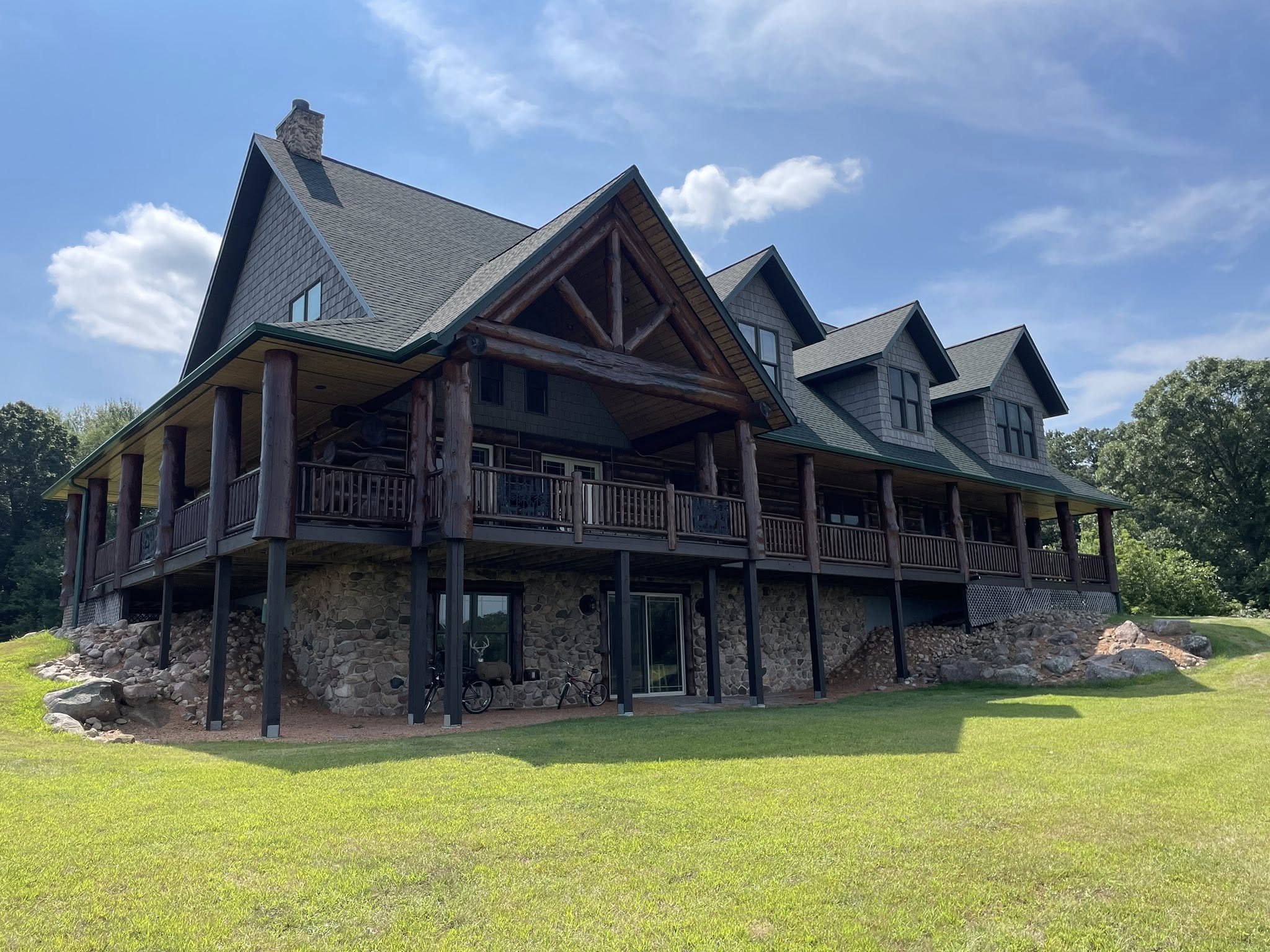 TimberGuard seamless gutter installation